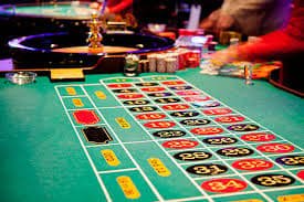 club388com ကာစီနို ဂိမ်းများ Baccarat Blackjack ကစားနေသောမြင်ကွင်း